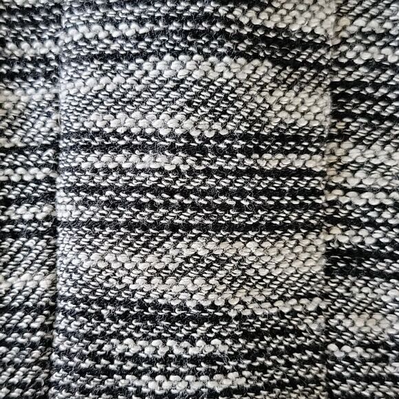 Banana Republic Black and Cream Fit and Flare Tweed Sleeveless Dress - Size 4 - Picture 6 of 16